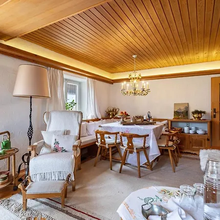 Apartamento Haus Alpenveilchen - 2 *